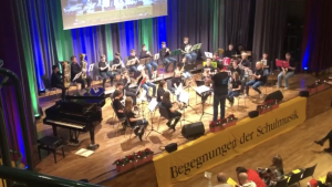 Orchester der Realschule Bad Schönborn spielt beim Adventskonzert des Schulamtes Karlsruhe